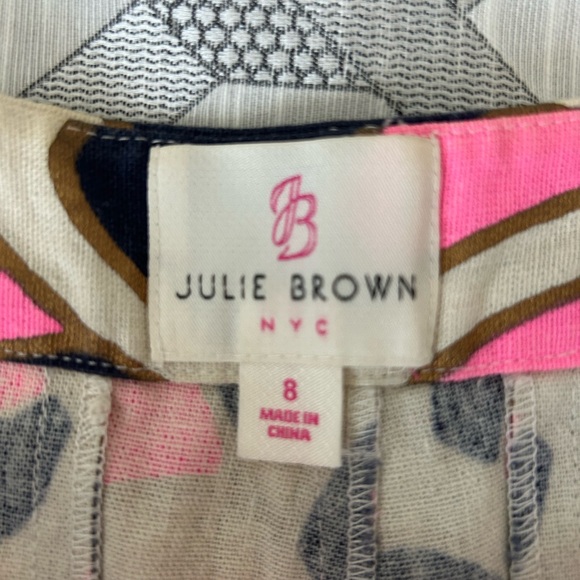 JB by Julie Brown Mid rise Pink and Black Patterned Shorts size 8 EUC - Picture 3 of 8